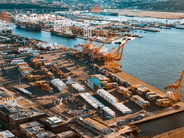 Port facilities with vessels